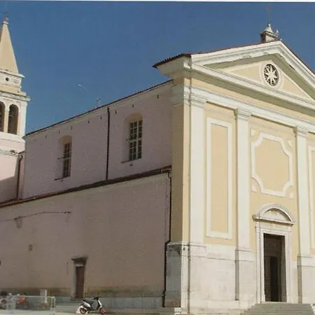 Apartment Romeo And Juliet With Balcony And Sea View *