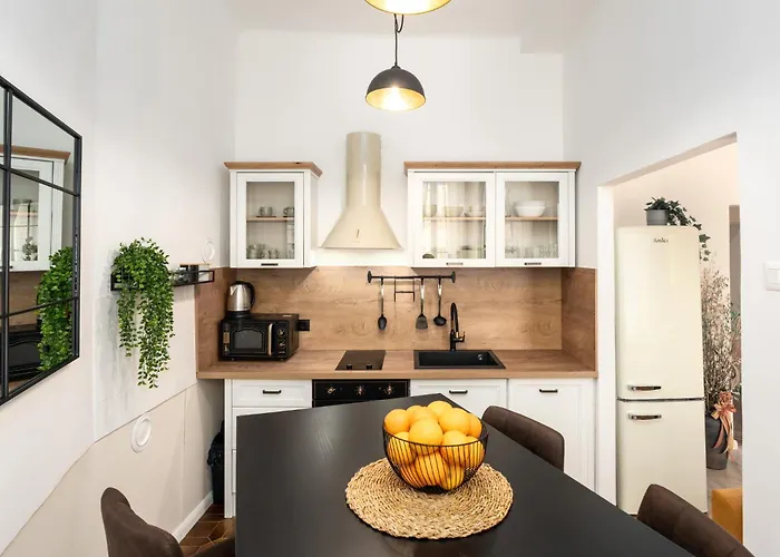 Romeo And Juliet With Balcony And Sea View * Πόρετς