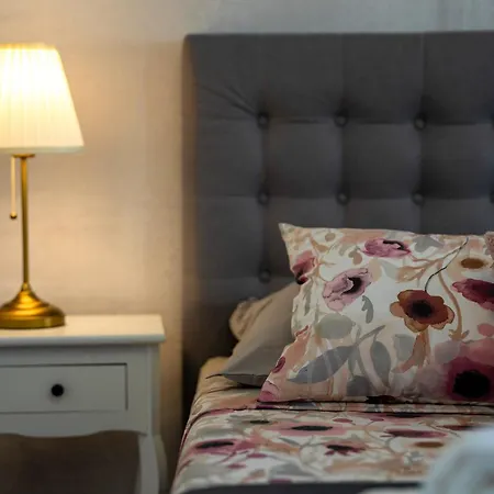 アパート Romeo And Juliet With Balcony And Sea View