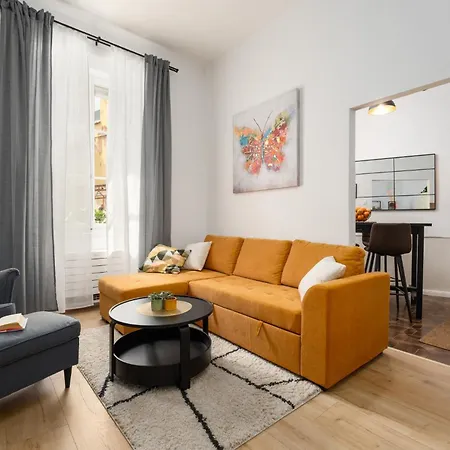 Romeo And Juliet With Balcony And Sea View Apartament *