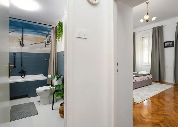 Romeo And Juliet With Balcony And Sea View Apartmán