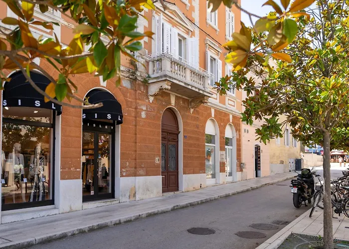 Romeo And Juliet With Balcony And Sea View * Poreč